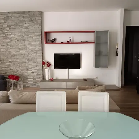 Apartment Eledomus Family House Quartu Sant'Elena
