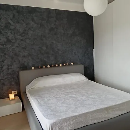 Eledomus Family House *