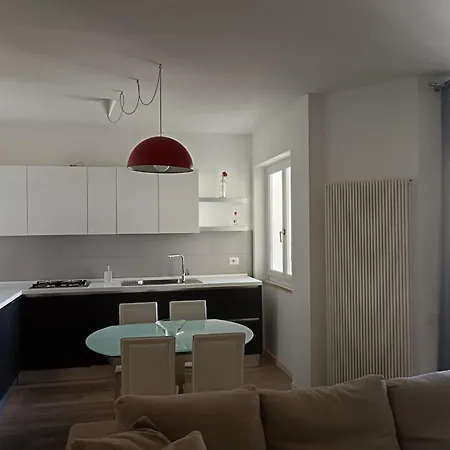 公寓 Eledomus Family House